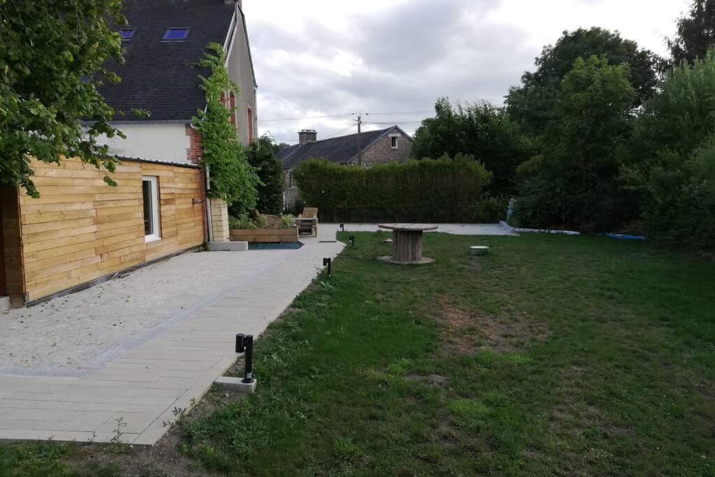 La Maison Reseau Cycle Et Holiday home Clecy